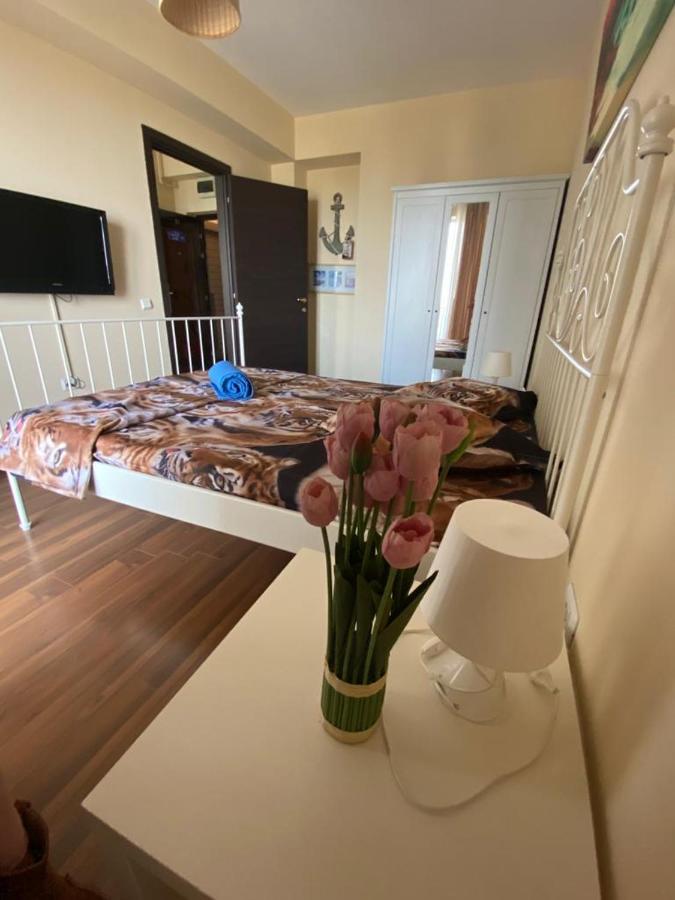 Apartament Summerland La Malul Marii Negre Mamaia Eksteriør billede